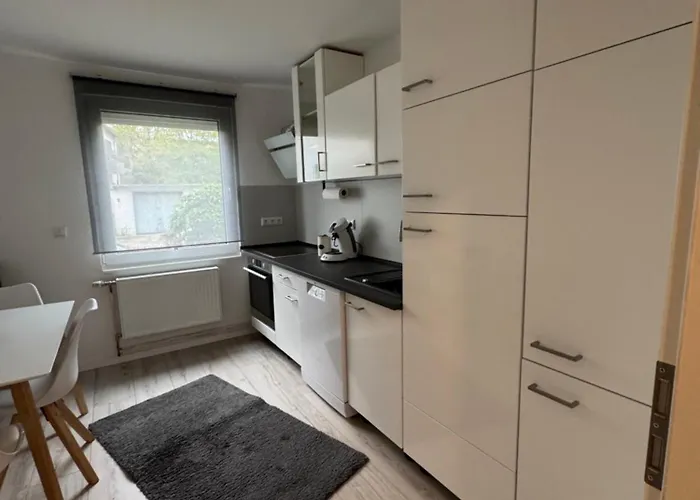 Attraktive 3zkb-wohnung Zentrumsnah Apartman *